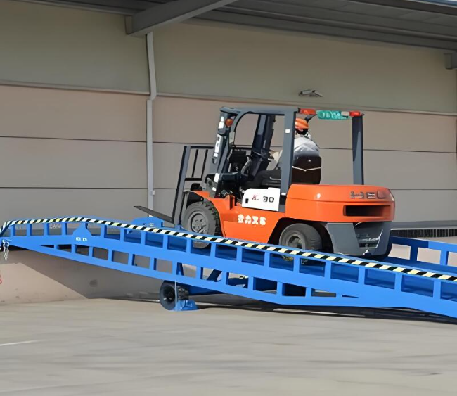 阳明移动式卸货平台（叉车用）